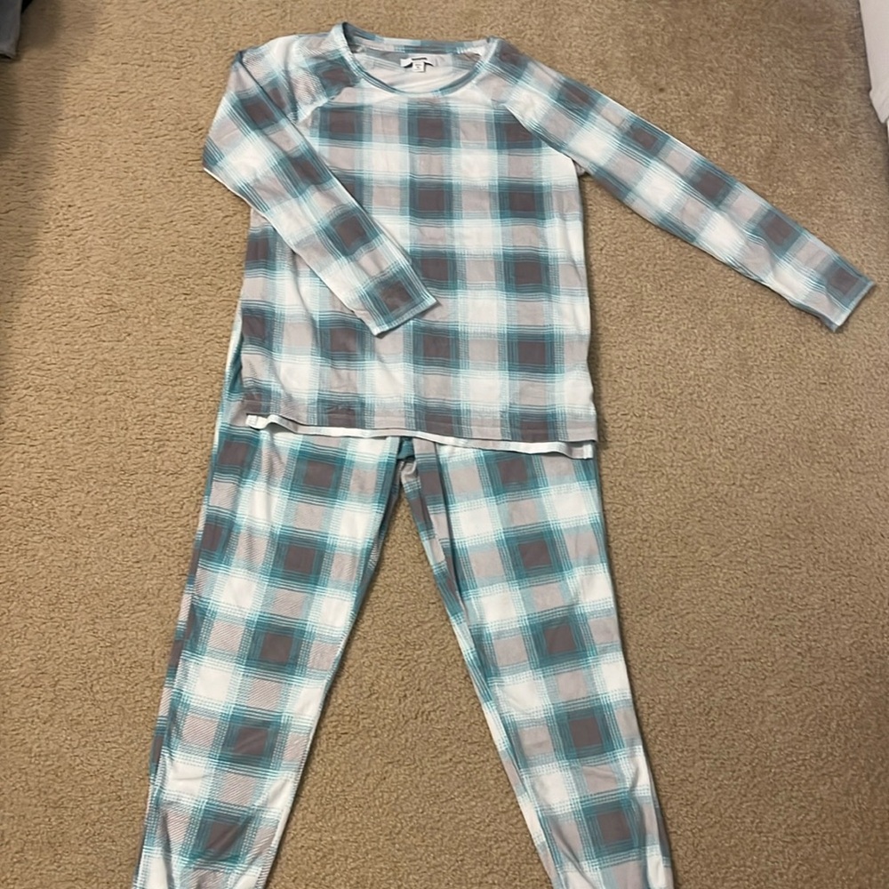 NWOT Sonoma Woman’s Fleece Pajama Set